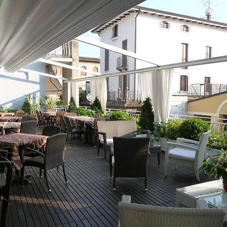 Hotel Luna Sirmione Buitenkant foto