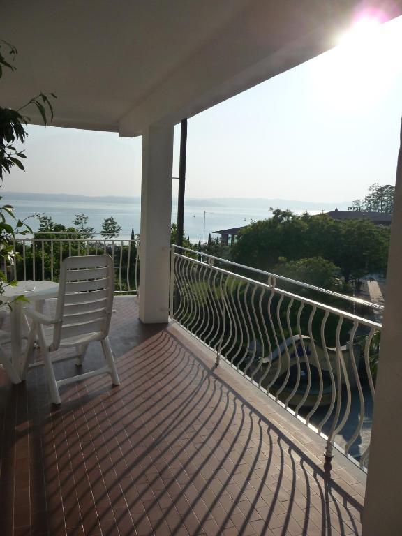 Hotel Luna Sirmione Buitenkant foto