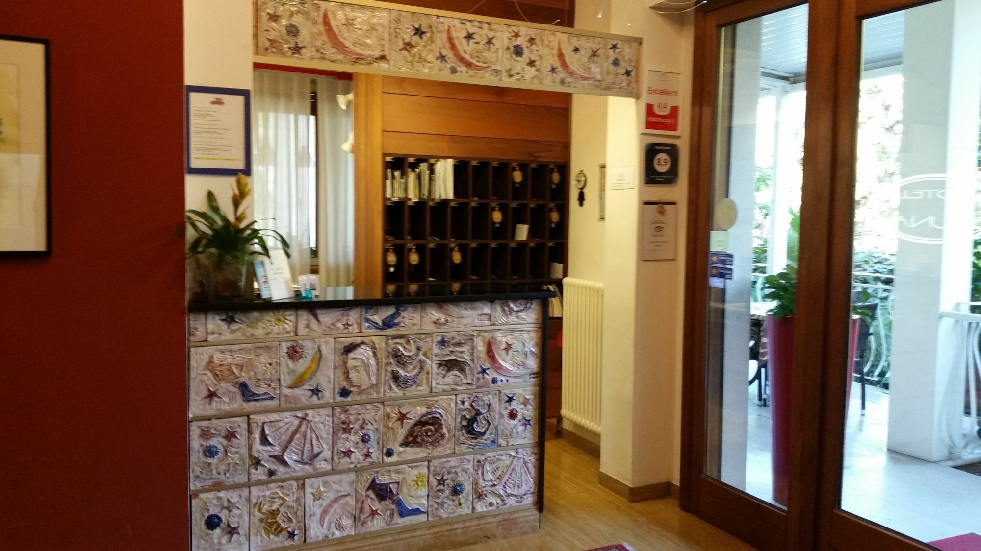Hotel Luna Sirmione Buitenkant foto