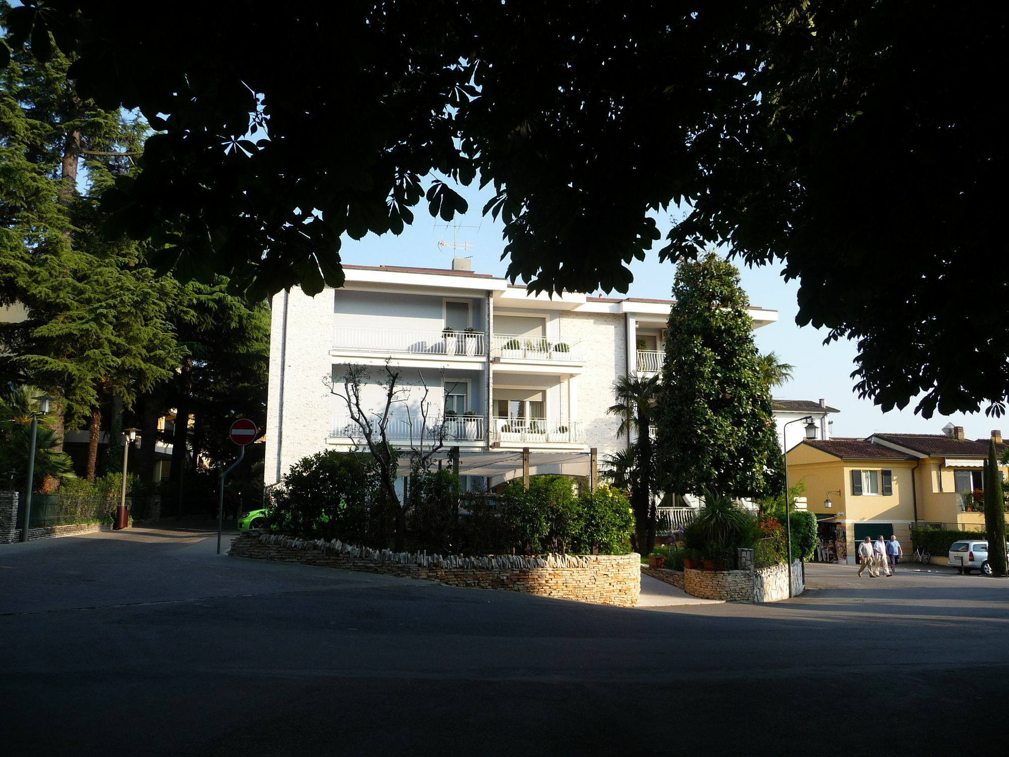 Hotel Luna Sirmione Buitenkant foto